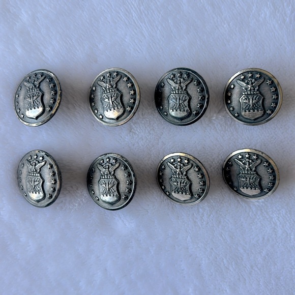 Buttons - Vintage Military Metal Lot of 8 Scovill Waterbury Air Force USAF Eagle - Picture 1 of 5